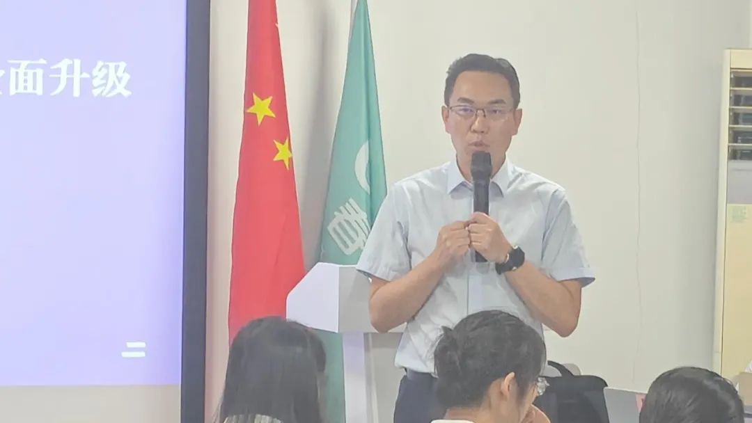 赋能师者：AI驱动办公课程升级，春华教育引领智能培训新浪潮