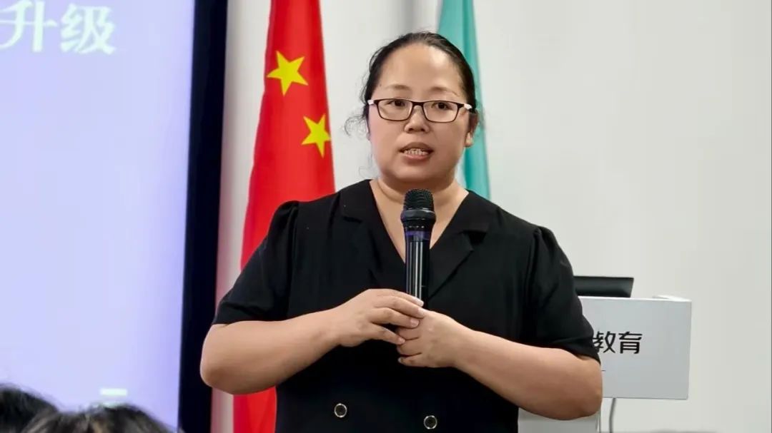 赋能师者：AI驱动办公课程升级，春华教育引领智能培训新浪潮